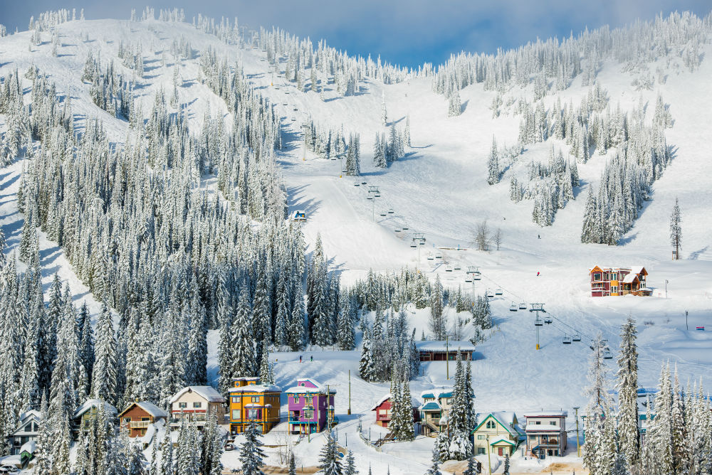 LynnHendersonPR's tweet photo. #NEWS: Winter Travel News, Including New #SEA + #LAX Flights, from Destination Silver Star. #ExploreBC https://t.co/FGy0B0fPpZ https://t.co/XJZJMUqh4v