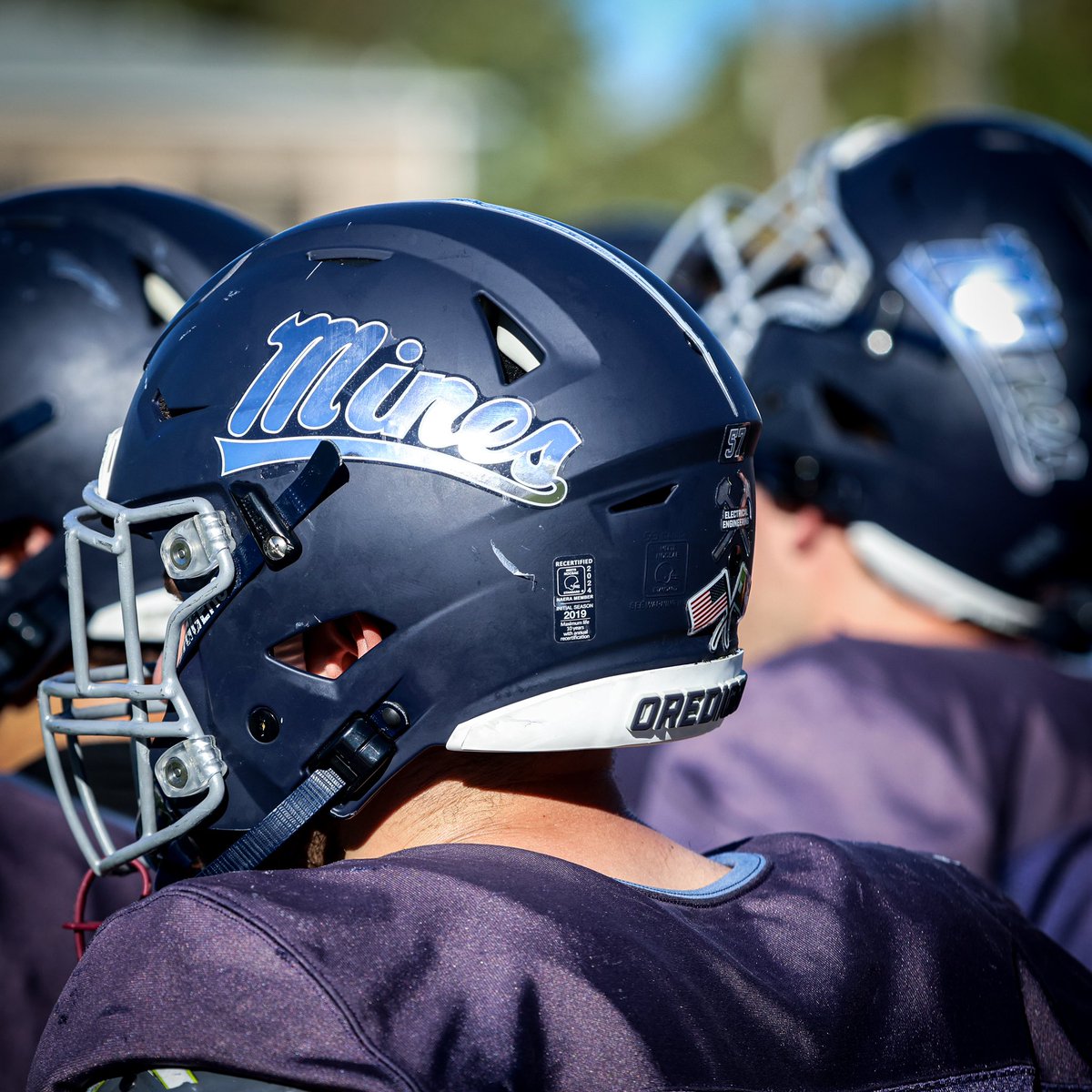 Kickin' it back to the 80s for Homecoming!

#HelluvaEngineer⚒