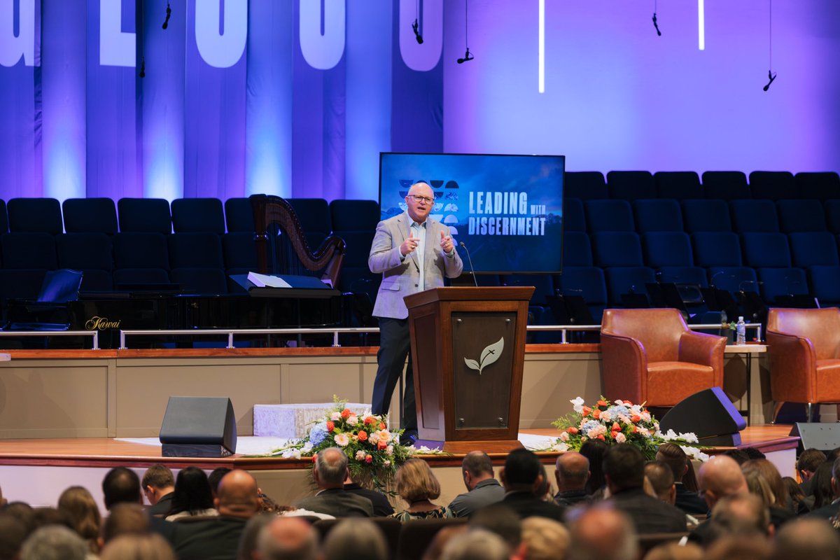 PaulChappell's tweet photo. Enjoyed teaching @slconference this morning from Philippians 1 on leading with love that abounds in knowledge and all judgment. #slc24 #courageous https://t.co/vipqyRwzG6