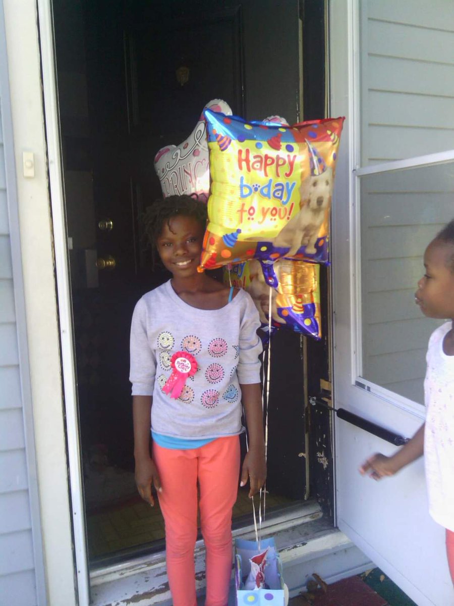 afavorite7's tweet image. I can't believe you are a grown woman today
Help me wish my niece Dezha aka Snookem a Happy 21st Birthday
Love ❤️ you Snookem