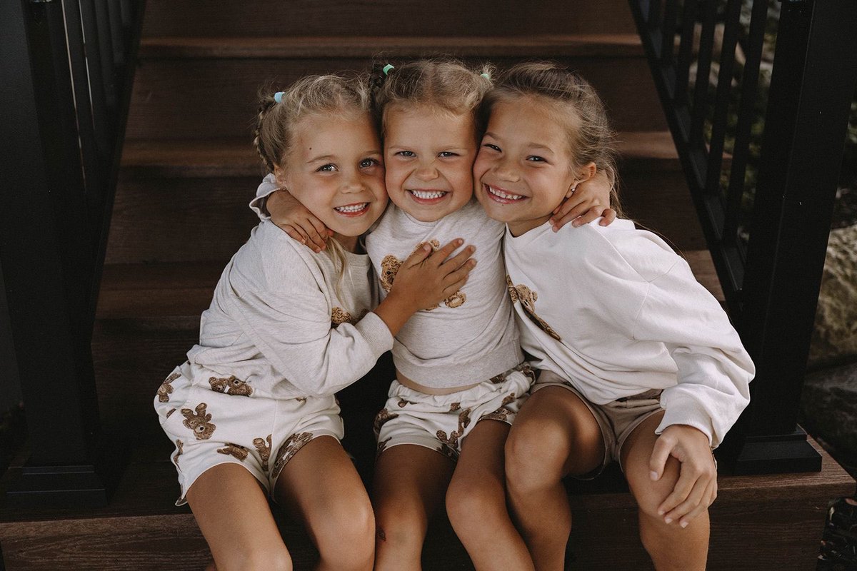 Ryan Riess (@ryanriess1) on Twitter photo Happy National Daughters Day! Love these girls so much ❤️ Happy National Daughters Day! Love these girls so much ❤️
