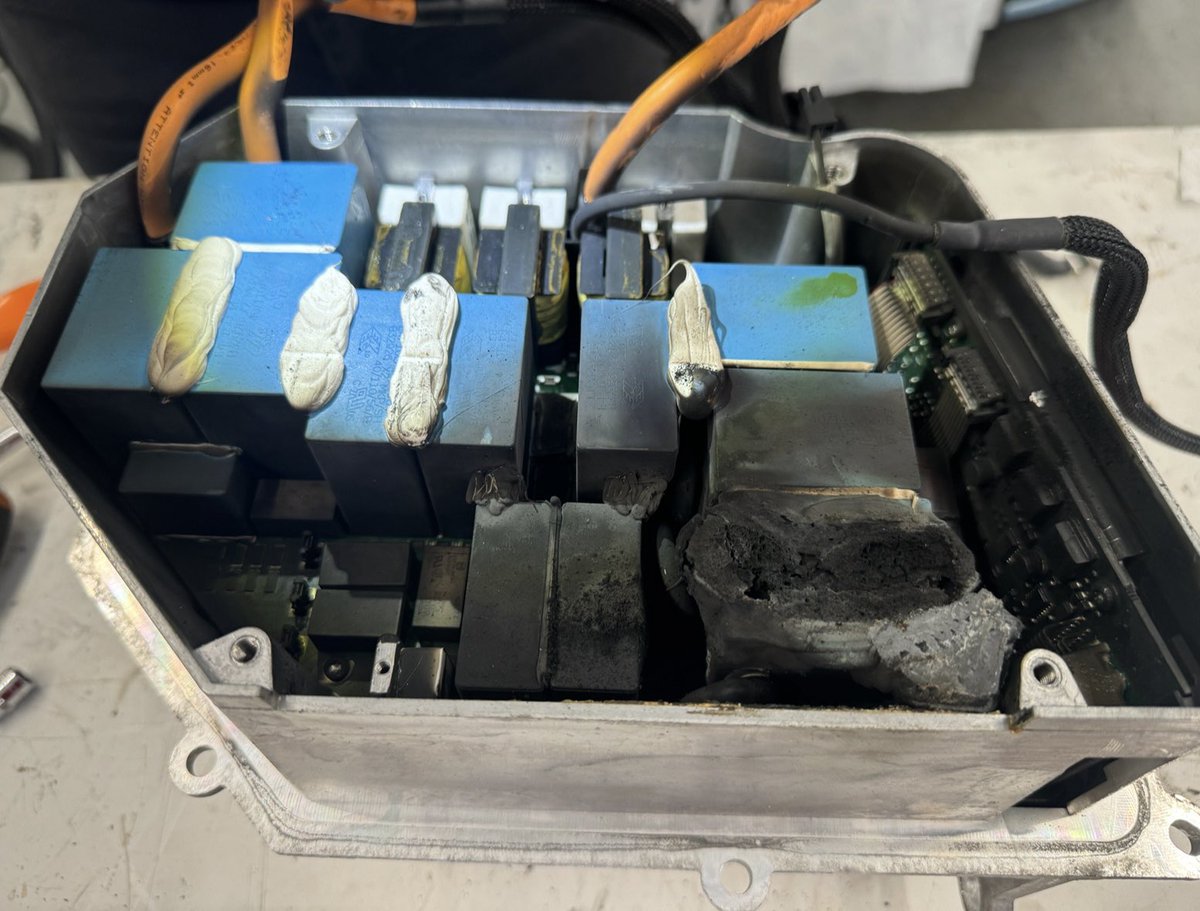 EV Clinic tweet media