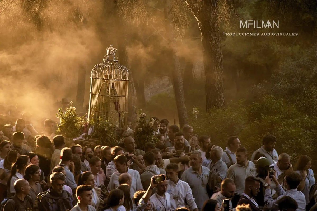 PRIMERA Y MAS ANTIGUA DE ESPAÑA. 

¡VIVA LA ROSA DE ORO DE ESPAÑA!
