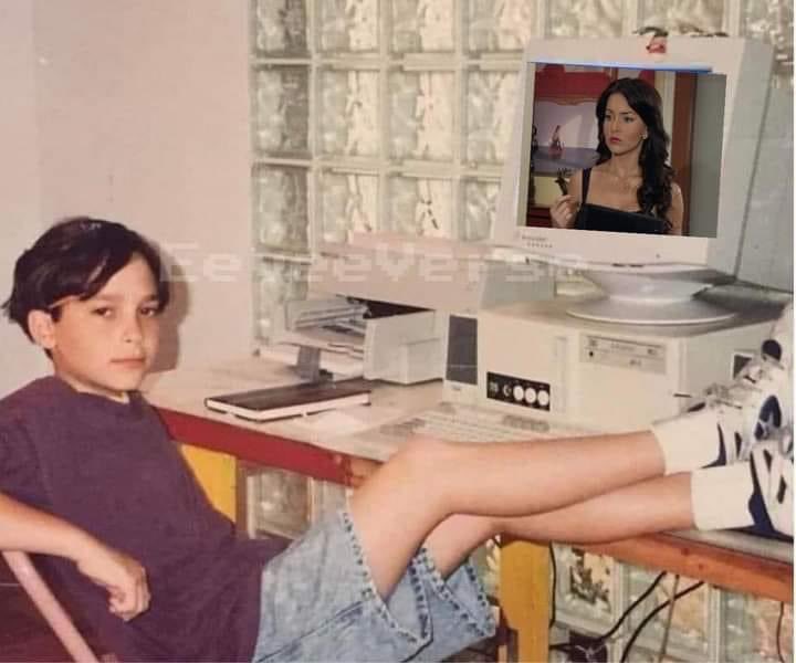 Yo: “Que nos paguen más”
Yo en el jale: