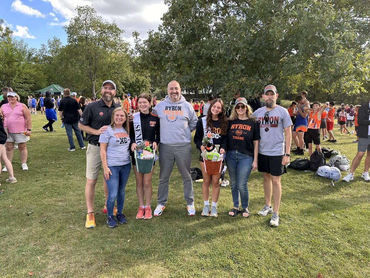 JeffMilburn's tweet photo. It’s senior night at our cross country meet!  Come on out to the forest preserve to watch the Tigers run!  #ByronTigers #TigerPride https://t.co/3rWbINRCCh