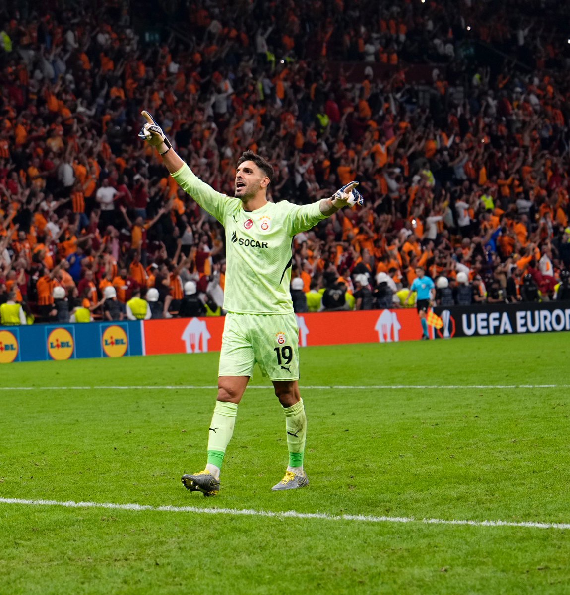 🧤 GÜNAY GÜVENÇ! 👏