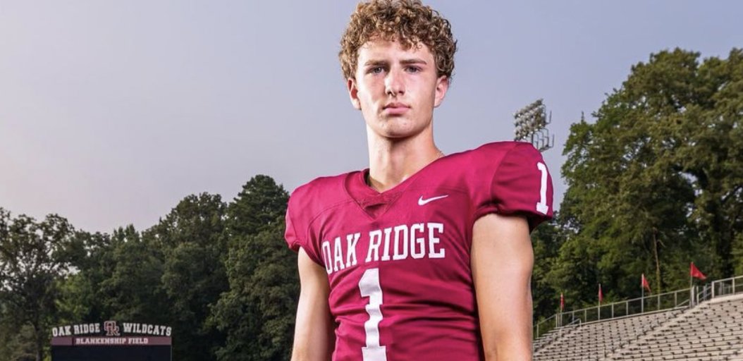 Six Star Football | PLUS+ (@sixstarfootball) on Twitter photo PROSPECT PLUS+ | Several talented QB prospects across the nation making recruiting noise this season (2026)
🏈Six Star Football takes a look at several rising prospects to know 📷🔥
STORY >>> sixstarfootball.com/article/prospe…
<a href="/HaydenBechtol/">Hayden Bechtol</a> <a href="/chico_jayden_qb/">Chico.Jayden QB</a> <a href="/BossColenberg/">BOSS_Colenberg</a> PROSPECT PLUS+ | Several talented QB prospects across the nation making recruiting noise this season (2026)
🏈Six Star Football takes a look at several rising prospects to know 📷🔥
STORY >>> sixstarfootball.com/article/prospe…
<a href="/HaydenBechtol/">Hayden Bechtol</a> <a href="/chico_jayden_qb/">Chico.Jayden QB</a> <a href="/BossColenberg/">BOSS_Colenberg</a>