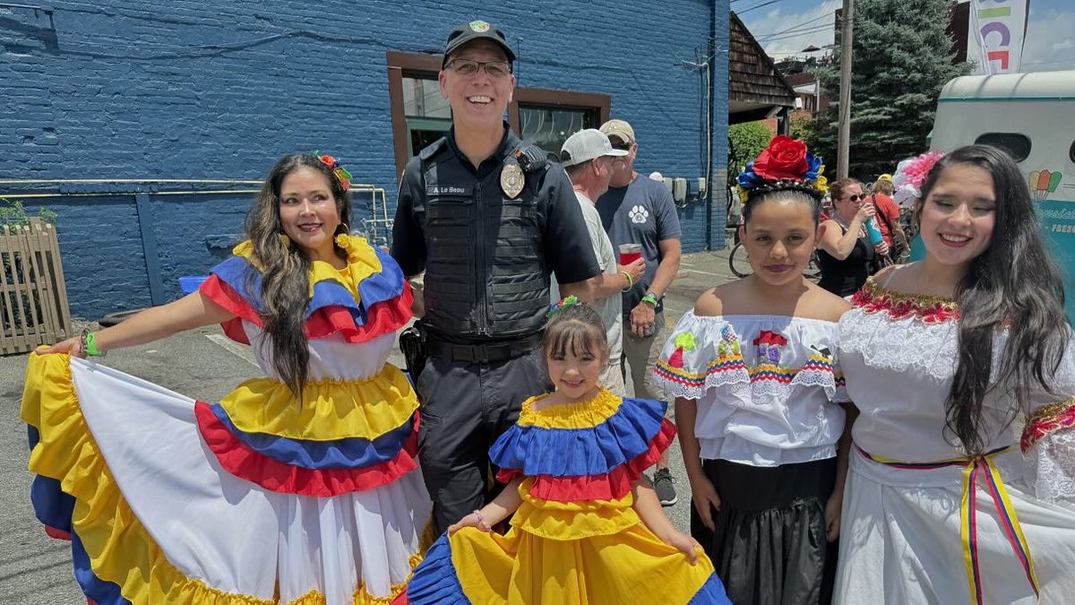 JimFogelquist's tweet photo. Debido al mal tiempo Las Colombianitas no bailarán este viernes ni @MontesYndiana hará arepas 🫓
No worries! Será el 4 de octubre de 4 a 6 de la tarde que celebraremos el #mesdelaherenciahiapana en la biblioteca pública de Boone. Yo hablaré del legado de
Gabriel García Márquez. https://t.co/pD0brTqA7v
