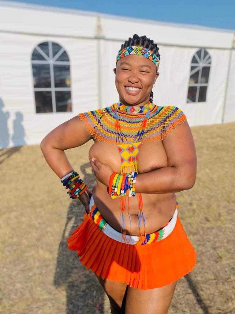 MsomiiMs's tweet photo. 👑❤️isizukulwane sagogo maNgubane 🤭benoGog maHadebe

-❤️ https://t.co/xbDavSmmjM