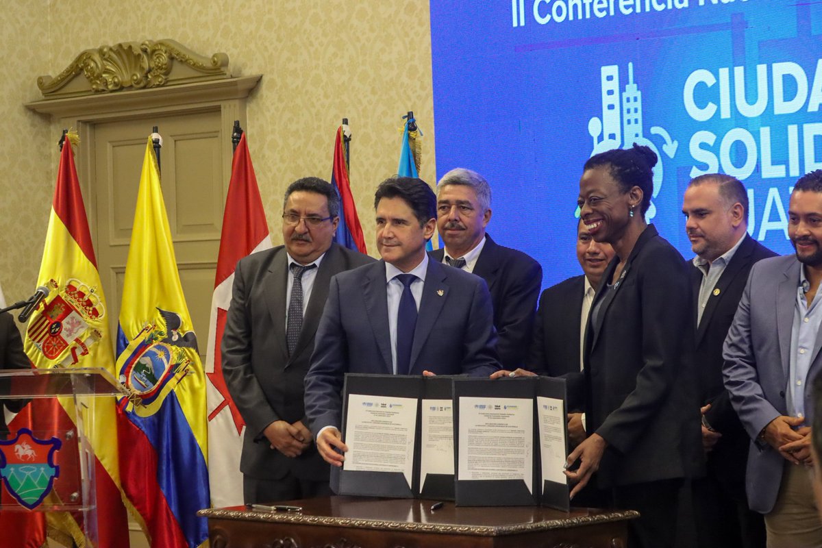 Este evento representa un espacio importante para fomentar el intercambio de buenas prácticas entre gobiernos locales y centrales, con el objetivo de construir una red de ciudades inclusivas y solidarias que brinde protección y asistencia a la población refugiada y 🧵👇