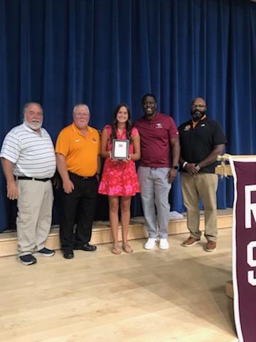 ChloeWebb2025's tweet photo. Such an honor to be recognized today as the Raleigh Sports Club Student Athlete of the Week!! 🧡🤍🖤 @FVHS_Softball @uscasoftball https://t.co/EoTYywQlNs