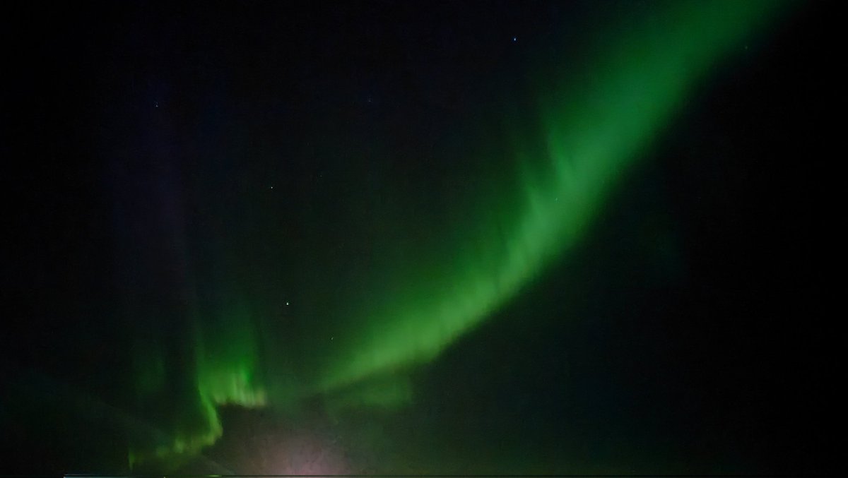#Cryo2ice attendees look up again. #aurora #northernlights