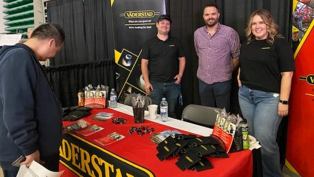 CareersInAgCA's tweet photo. Members of @AMCshortlinecda showcased the diverse world of possibilities available within #CareersInAg at yesterday's @usask #CareerFair. Together, we're inspiring the next generation of ag leaders!
@MacDon @VaderstadNA @MNP_LLP @BourgaultAg #FindYourFuture #WeBelieveInAg https://t.co/99bBYHeSOF