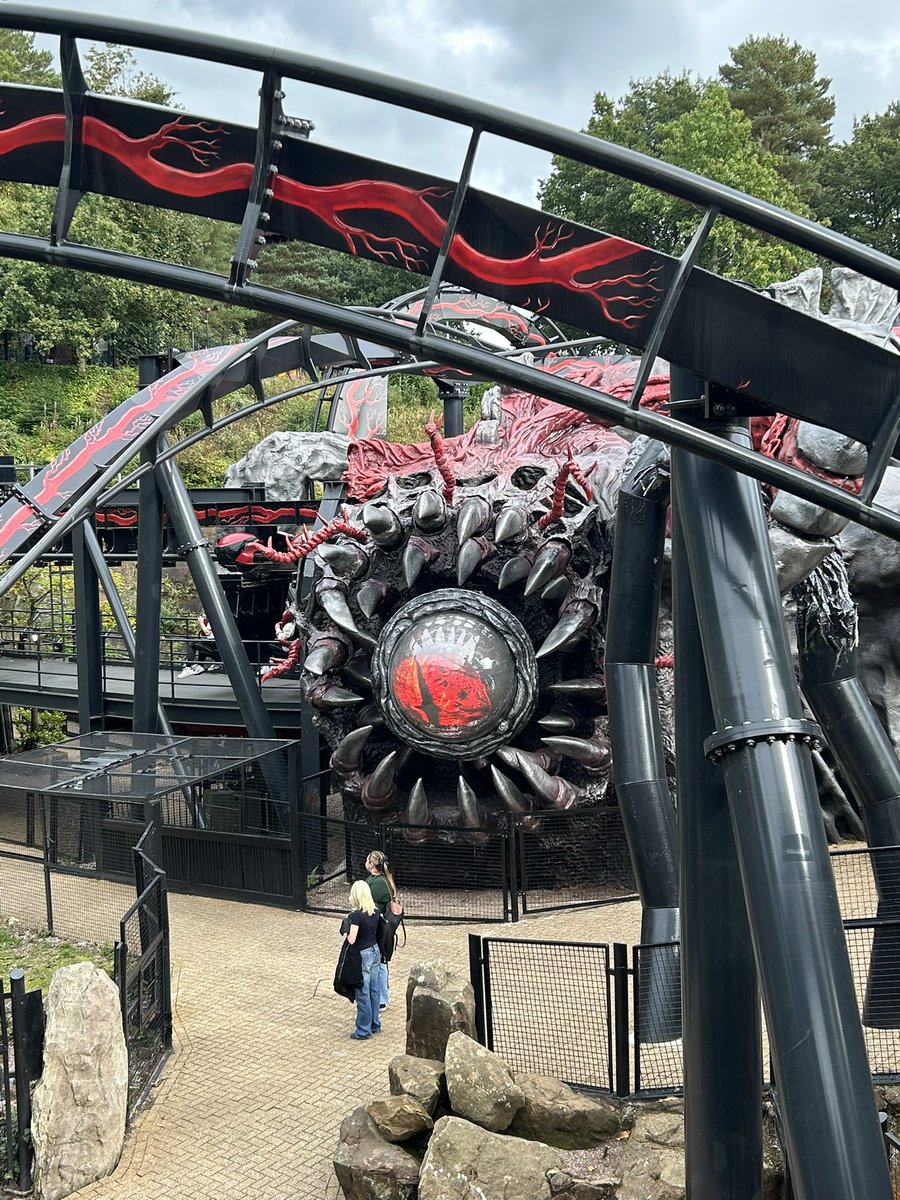 tay, pigeon person online tweet media