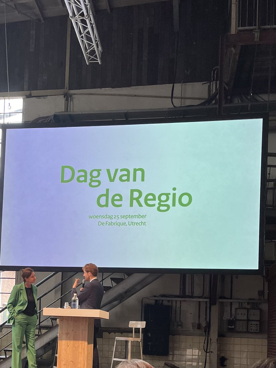 René Peerenboom (@renepeerenboom) on Twitter photo Vandaag een heuse Dag van de Regio! Met regio’s en Rijk samengekomen in <a href="/DeFabrique/">DeFabrique</a> in Utrecht. Adviezen vanuit de regio’s over de samenwerking tussen Rijk en Regio’s zijn overgebracht aan <a href="/minister_bzk/">Judith Uitermark</a> Judith Uitermark. <a href="/RNOB_regio/">RNOB</a> Vandaag een heuse Dag van de Regio! Met regio’s en Rijk samengekomen in <a href="/DeFabrique/">DeFabrique</a> in Utrecht. Adviezen vanuit de regio’s over de samenwerking tussen Rijk en Regio’s zijn overgebracht aan <a href="/minister_bzk/">Judith Uitermark</a> Judith Uitermark. <a href="/RNOB_regio/">RNOB</a>