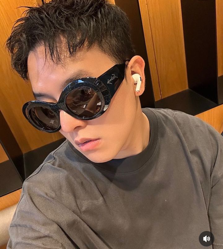 LeeFumikei's tweet photo. 💟🌹🐈‍⬛ RAVN update on IG 

#RAVN #RAFLAME https://t.co/sY2iV6x0G5