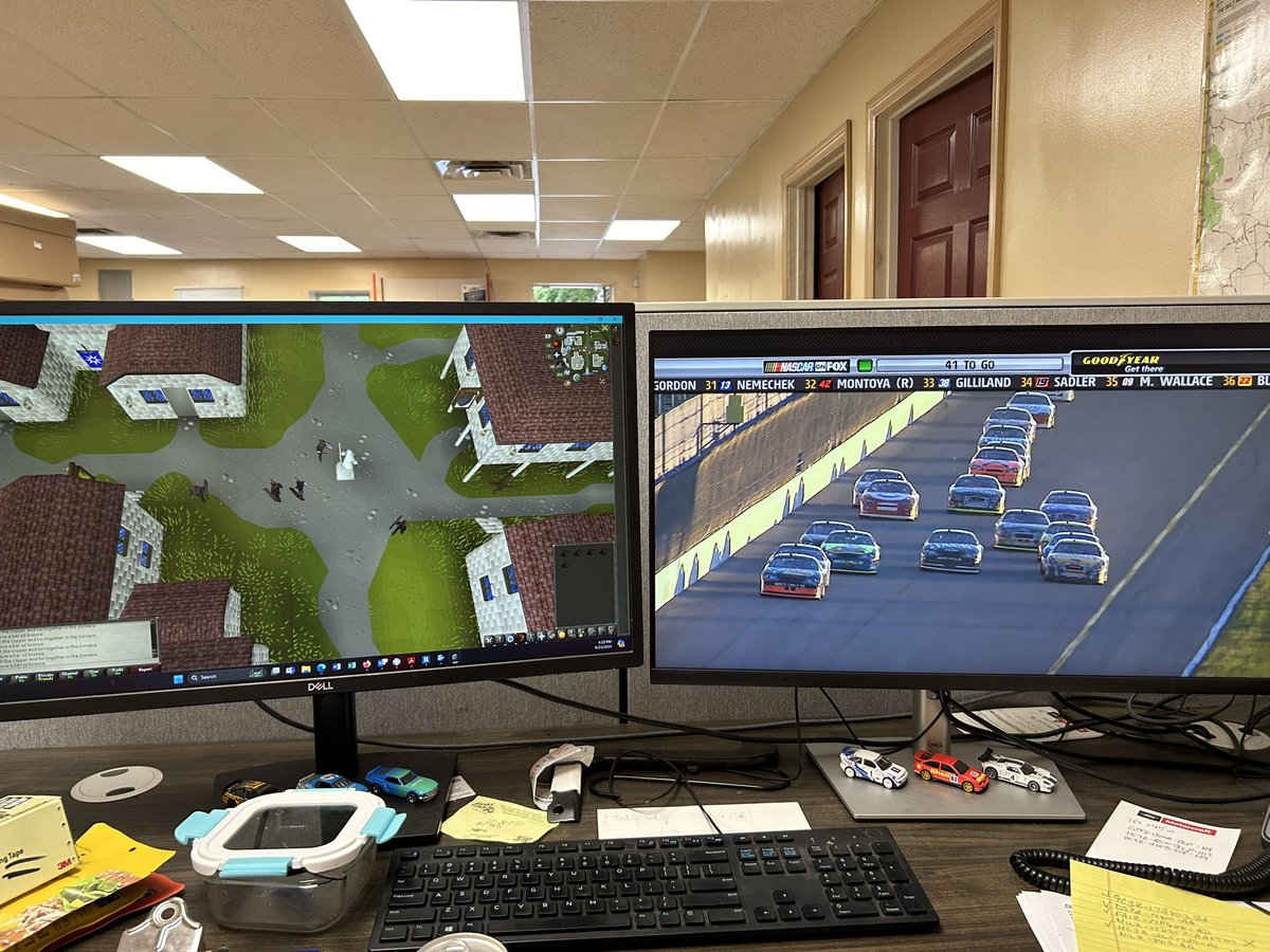 Update: how can I be this depressed when I played RuneScape and watched the 2007 Daytona 500 at work today
#ElonMusk