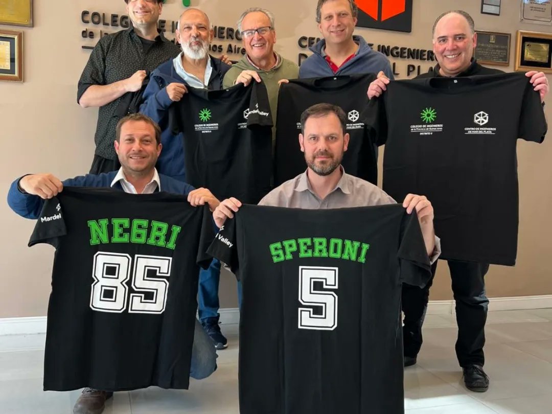 centingenimdp's tweet photo. XVIII OLIMPIADA INTERPROFESIONAL
Desde nuestra ciudad  concurrirán en representación del Centro de Ing y el Colegio de Ing  Joaquín Negri Ávila Pablo Filkenstein Sebastián Speroni  Gustavo Scozzina y Pablo Pires  Agradecemos Mardel Valley p su aporte de indumentaria deportiva https://t.co/RaDYxOKqDz