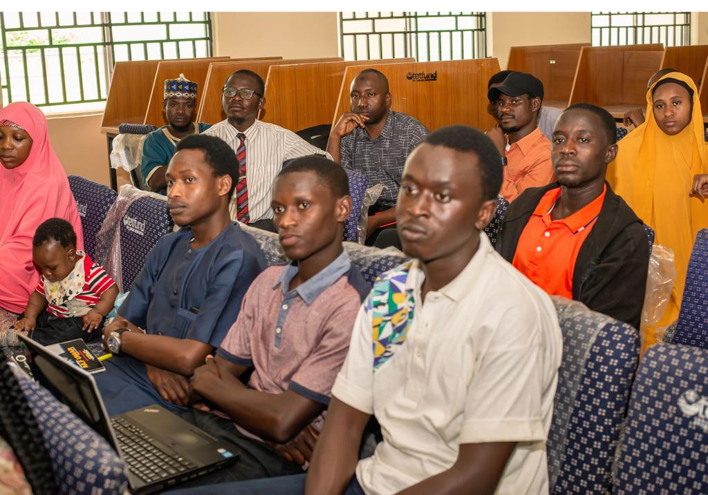 CentreUnijos's tweet photo. Week 5 Module 3 physical sessions @3MTTNigeria @3mttNews @3MTTSupport @unijos @bosuntijani https://t.co/6U26dcNXdA