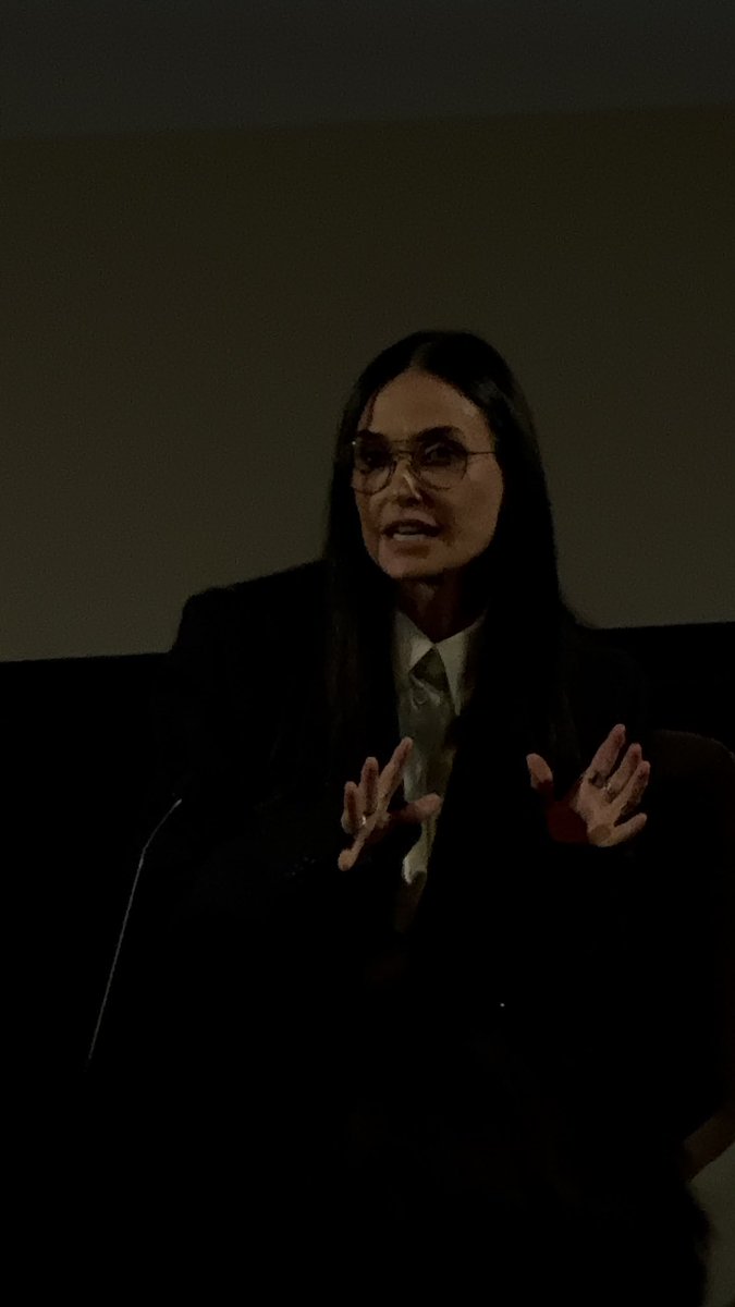 Cameron17Harris's tweet image. The Substance has very quickly become a favourite of mine. My film of the year so far, what an experience seeing it in a packed cinema. 

Glad to see @justdemi relieve the audience after that ending 😂  Thanks for a fab Q&amp;amp;A @edibow