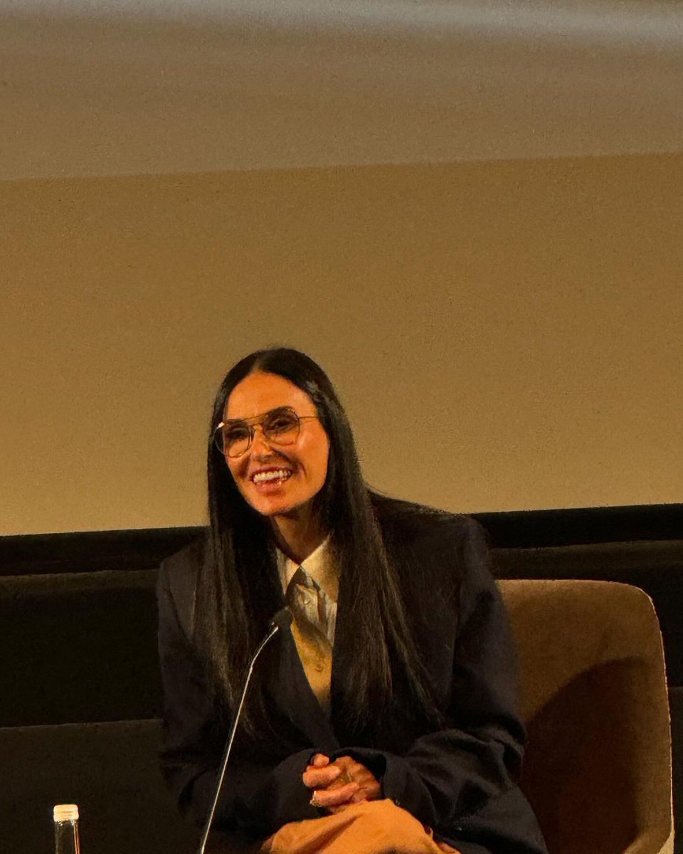 Cameron17Harris's tweet image. The Substance has very quickly become a favourite of mine. My film of the year so far, what an experience seeing it in a packed cinema. 

Glad to see @justdemi relieve the audience after that ending 😂  Thanks for a fab Q&amp;amp;A @edibow