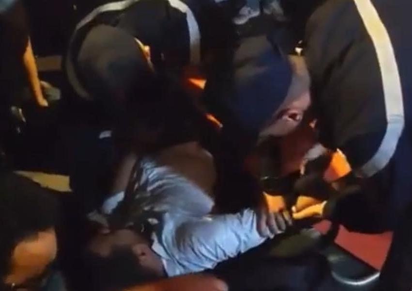 Salmabhm's tweet image. #طلبة_الطب_بالمغرب_يعنفون
#التكوين_الطبي_بالمغرب_يحتضر
#كرامة_طبيب_الغد_بالمغرب_تهان
On est passé de médecins à patients ‼️‼️‼️‼️‼️‼️‼️‼️‼️‼️‼️‼️
🥼🥼🥼🥼🥼🥼🥼🥼🥼🥼🥼🥼