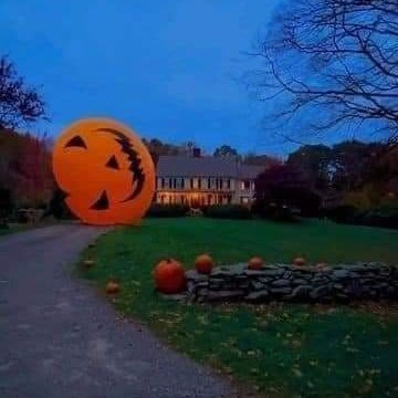 EternoHalloween's tweet photo. La mejor época 🍁🍂 

#Halloween #Halloween2024 https://t.co/Im2zPAPqAC