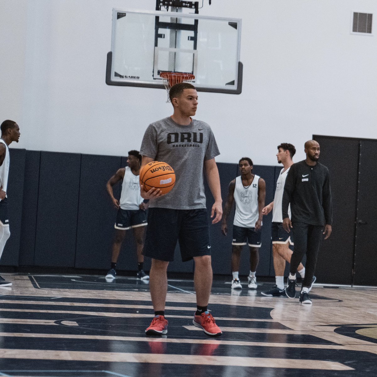 Coach Skyler tweet media