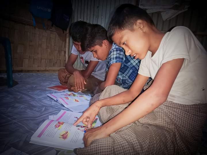 Rohingyatographer Magazine (@rohingyamakzin) on Twitter photo Education can't wait for every child. In a Rohingya camp in Cox's Bazar, teachers dedicate themselves to shaping the future—without asking for fees.
#EducationCannotWait #FutureLeaders #refugeestories
<a href="/ayubkhan_dkl/">Ayub Khan DKL</a> Education can't wait for every child. In a Rohingya camp in Cox's Bazar, teachers dedicate themselves to shaping the future—without asking for fees.
#EducationCannotWait #FutureLeaders #refugeestories
<a href="/ayubkhan_dkl/">Ayub Khan DKL</a>
