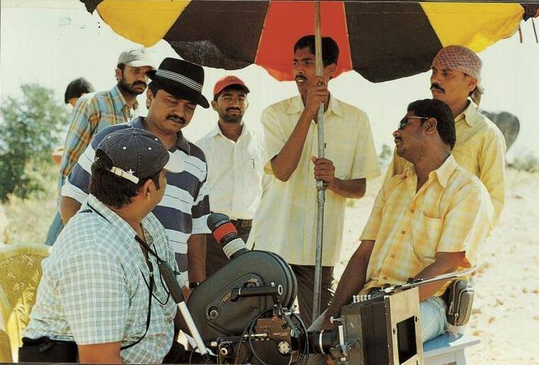 MChimmani's tweet photo. An opening ceremony isn’t just a tradition—it’s the start of a new creative journey! It brings together passion, talent, and dreams, setting the stage for success. Every great film begins with a spark of celebration! 🎬✨
#FilmOpening #NewBeginnings #FilePic #WorkingStill #Nostalgia