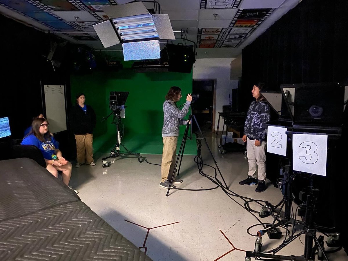 cpsbtv's tweet photo. Dark scenes, scary stalkers, and a little bit of competition… First year TV Production students are creating their first short films. https://t.co/pEtPxlFfg0