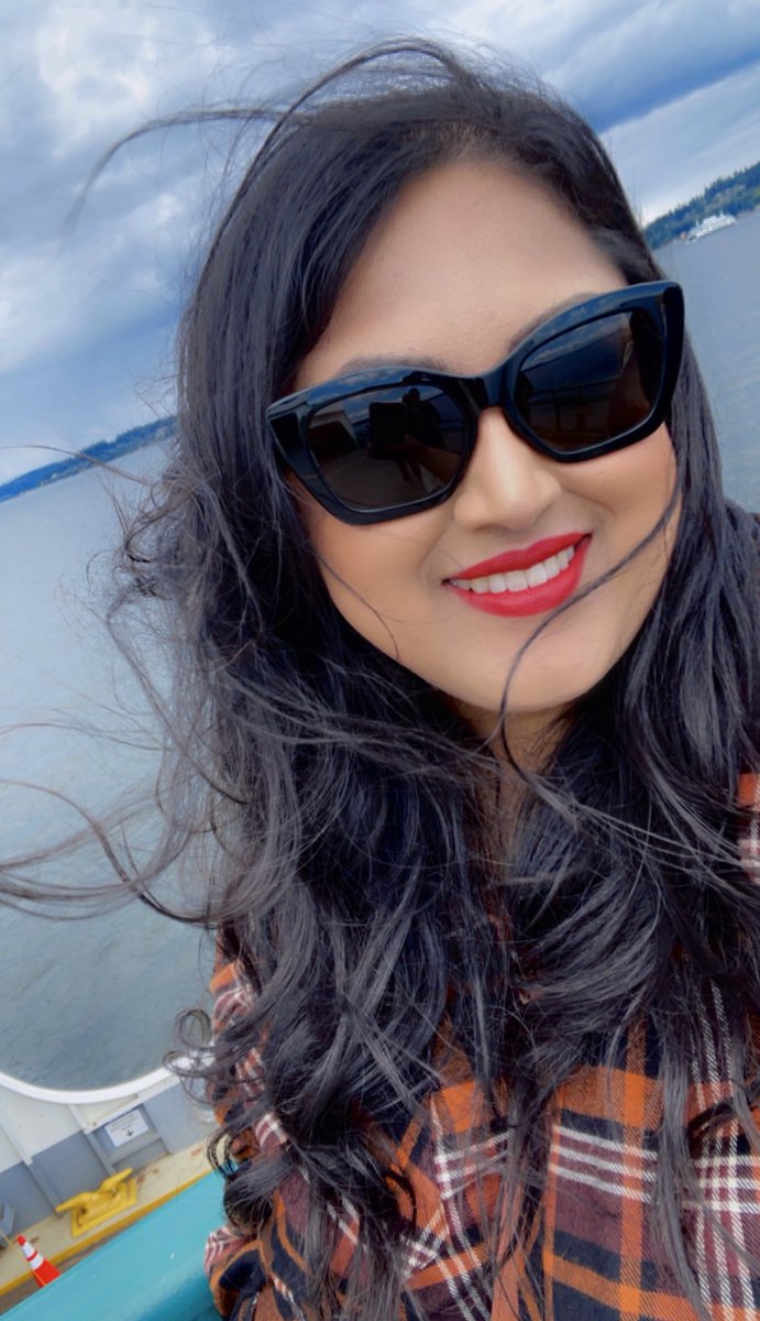 supjoya's tweet photo. @AranyStudio Ferry selfie with mermaid hair is the closest I may get to cosplaying Captain Ghafa! 😅 #SaveShadowAndBone #SixOfCrowsSpinoff #KeftaIsMyUniform https://t.co/cg0NPDePh0