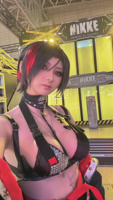 Twitterのコスプレ画像3