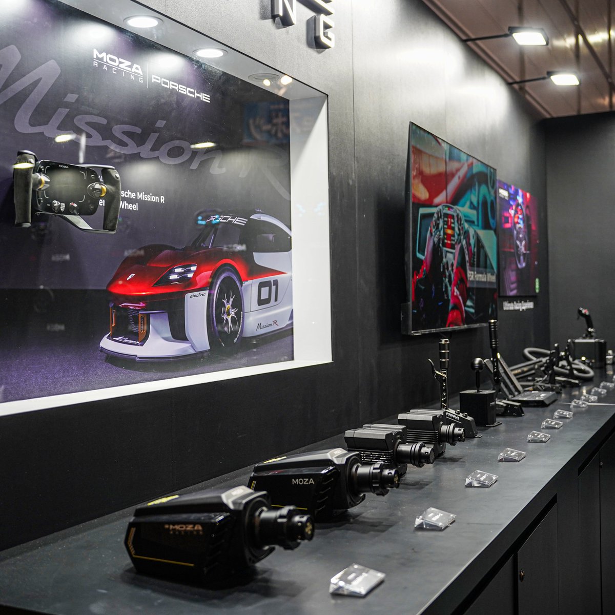 moza_racing's tweet photo. 🏎️🏎️ Our booth at @tokyo_game_show is all set, and we’re ready to roll! 🏎️🏎️

Join us in Hall 9, Booth 09-E03 for a hands-on experience with our latest sim racing and flight sim gear. Put your racing skills to the test in our Time Attack challenge and snag some awesome MOZA merch!

Don’t miss the excitement—let’s create unforgettable memories together at #TGS2024! 🚀

#moza #mozaracing #mozatgs #TGS2024 #racing #simracing #flightsim #mozasim #hall9