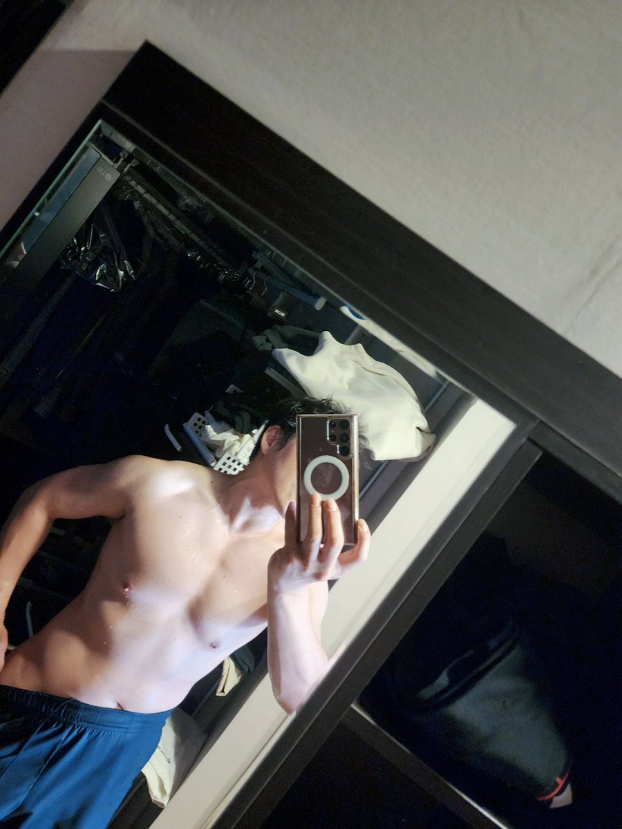 훈훈 tweet media
