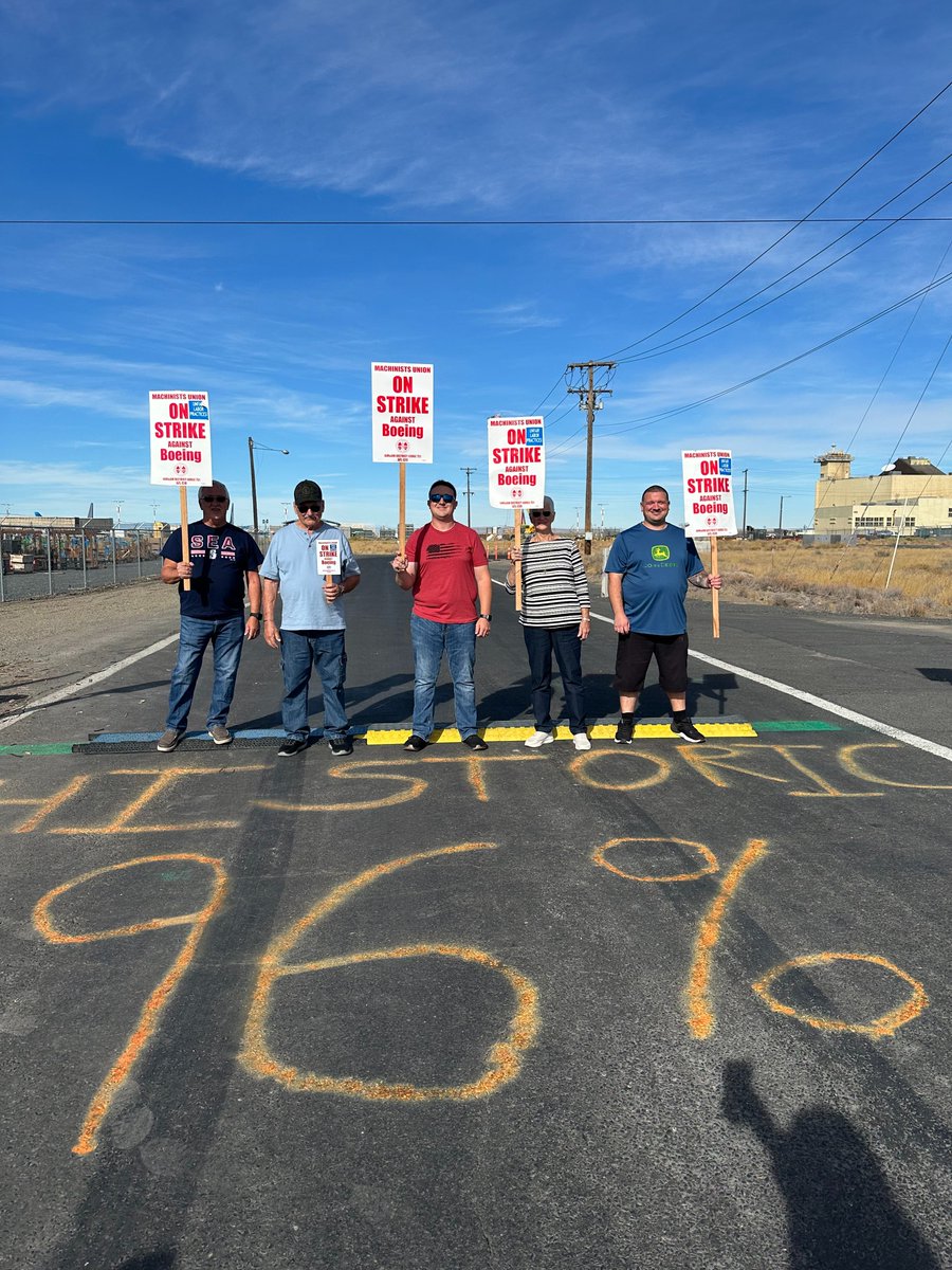 Day 13 - Strike Update 
September 25, 2024

Holding the line in Moses Lake!
 
On Friday, September 27, 2024, your Union Negotiating Committee, and the Boeing Company will meet with the Federal Mediation and Conciliation Services (FMCS) to continue mediated negotiations. The Union