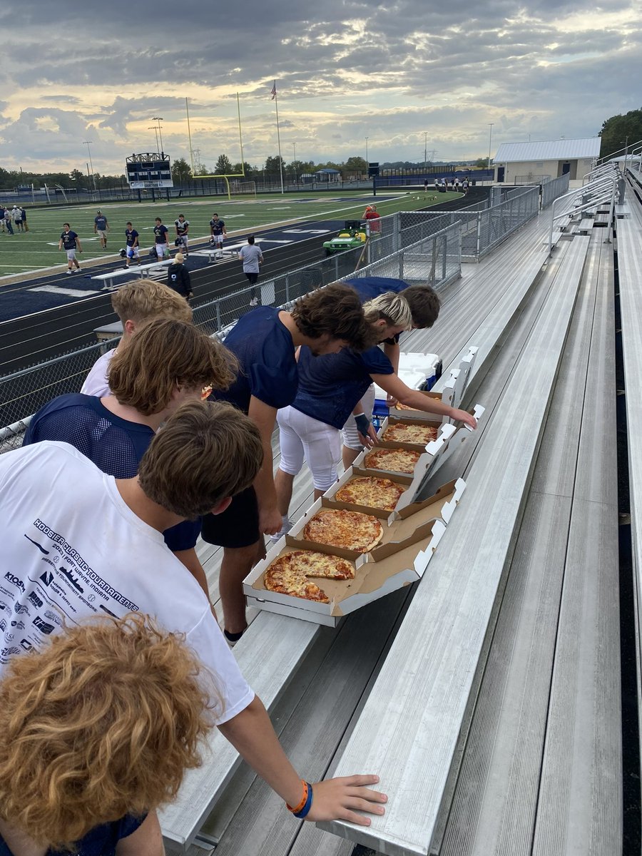 Footbal1Norwell's tweet photo. Thank you to @SidelineSwami1 and @BAntoniosPizza for dinner.  Pizza was amazing! We appreciate the honor to be your Northeast Indiana Game Night Team of the Week. https://t.co/bTGWMWl2xr