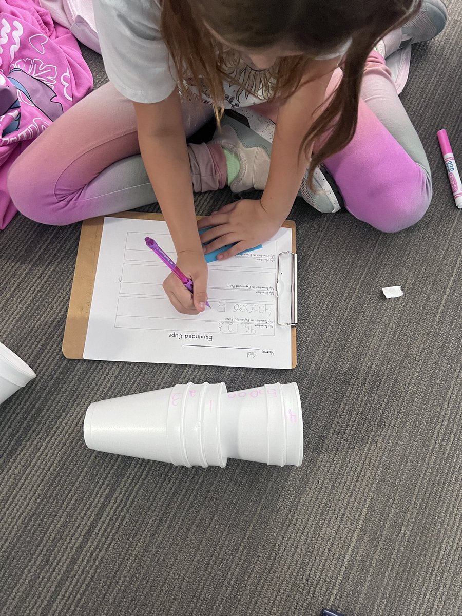 Making math fun by using cups to help students write numbers in expanded form  #wcsflight #mathrocks #placevalue #handsonlearning #MakeMathFun <a href="/Reed_Reads009/">Alexa Reed</a> <a href="/missuhen/">Hannah Uhen</a>