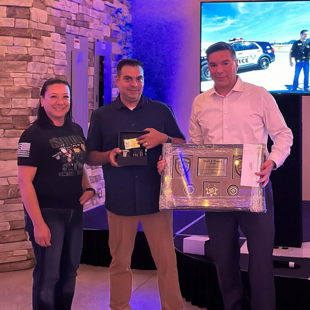 Congrats to LVMPD Officer Marc Prager, who retired this week after serving  Las Vegas Metro and our community for over 23 years. LVPPA Board Directors  Chazz Gohr and Eric Solano had the