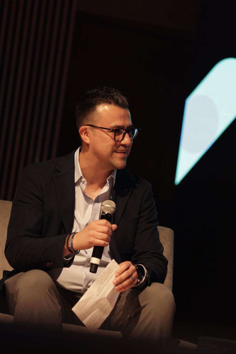 Alejandro Guízar de <a href="/KushkiOficial/">Kushki</a>, Erick Álvarez Romero y Leon Vega de <a href="/jpmorgan/">J.P. Morgan</a>, en la sesión "Colaboración Estratégica: Impulsando la Innovación en Pagos en LATAM" nos hablaron de la colaboración como clave para aprovechar las oportunidades y mejorar el ecosistema de pagos.