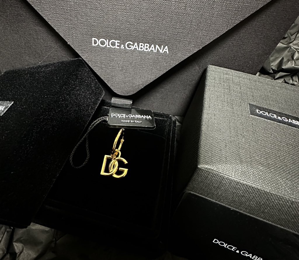 dolce&gabbana ピアス　岩本照着用 Dolce & Gabbana イヤリング 岩本照 - メルカリ