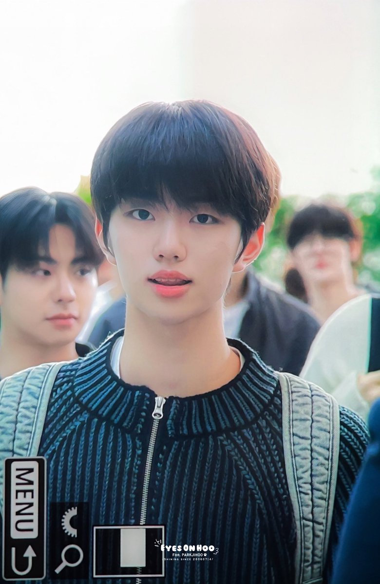 240926
🇩🇪✈️
#박지후 #PARKJIHOO
#이븐 #EVNNE