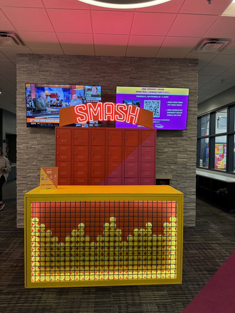 As seen at <a href="/WolverinePickle/">Wolverine Pickleball</a> . <a href="/swankywolverine/">Swanky Wolverine</a> , I’m sure you can work your magic here. <a href="/UMichFootball/">Michigan Football</a>