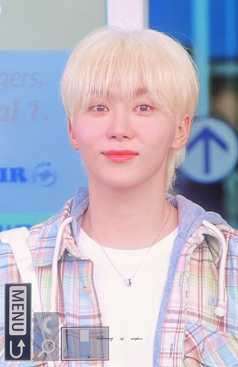 240926 ICN
금발 기다렸다구우우우우우우🥹🥹🥹🥹🥹🥹🥹🥹🥹🥹🥹🥹🥹🥹
#승관 #세븐틴 #SEUNGKWAN #SEVENTEEN #スングァン