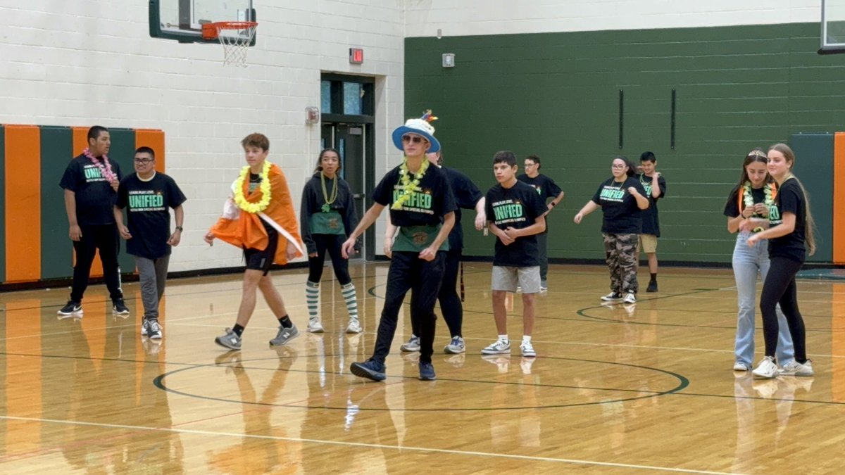 KrUnified's tweet photo. KRUnified PE took down Dyers class today…20-13! 🏆 We are 2-0….Bring on the next competitor! 🤩 #UnifiedPE #UnifiedKickball https://t.co/zSnisNkwGJ