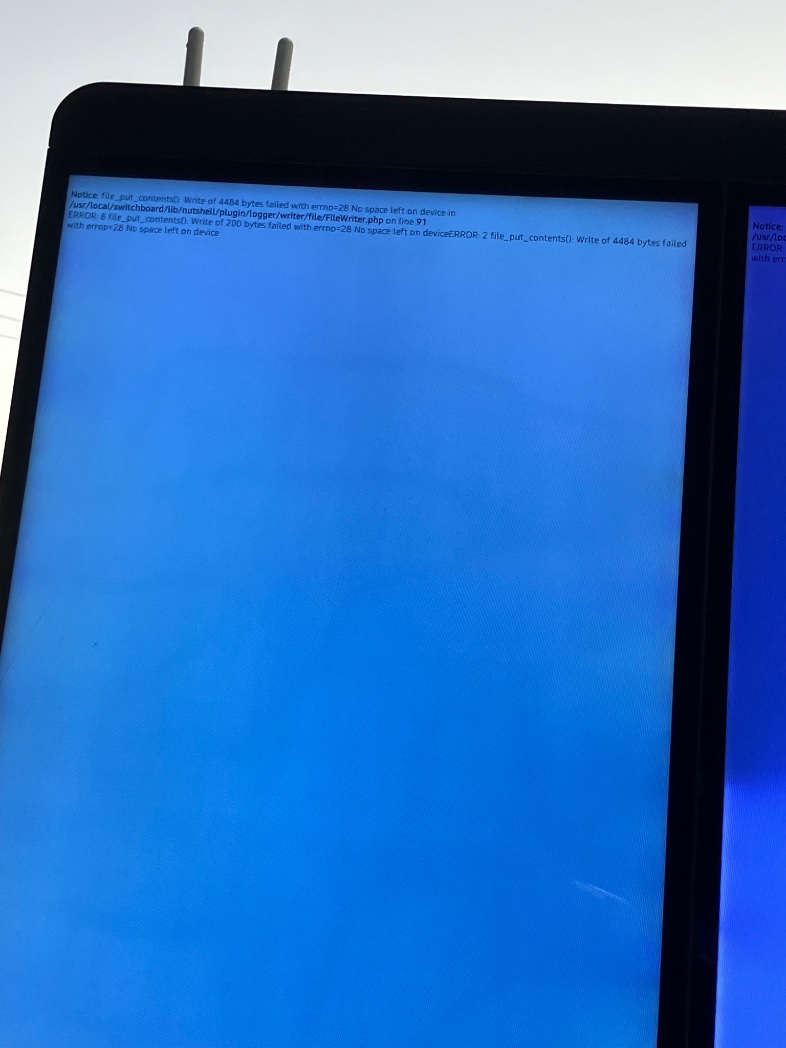 To everyone who said that PHP is dead, I am here to put an end to your nonsense. This is a McDonald’s drive through in Canada using PHP. Yes, that’s an error message. Doesn’t matter, still PHP.