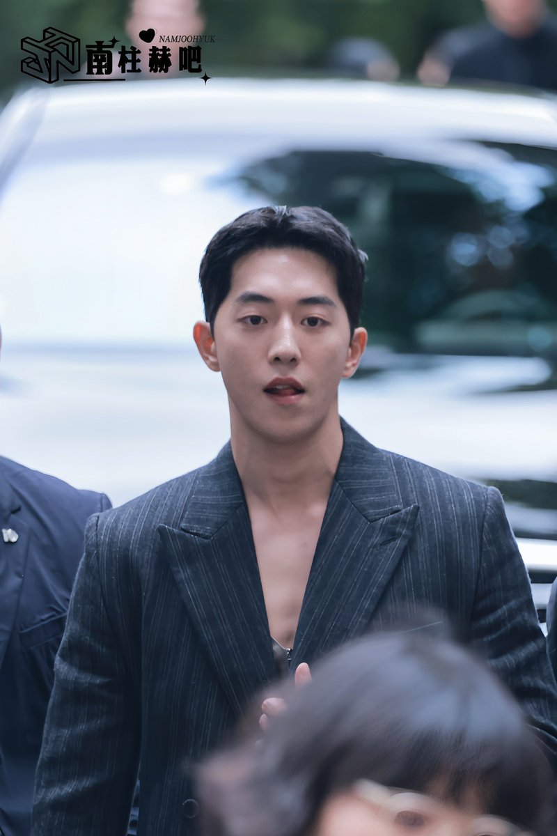 who does he think he is???? 🥵

#NamJooHyuk #남주혁