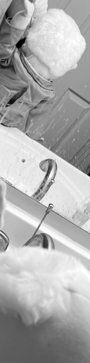 <a href="/VannerMark/">Mark Vanner</a> Soy el magico. Veo al tío Fletcher por todos lados.