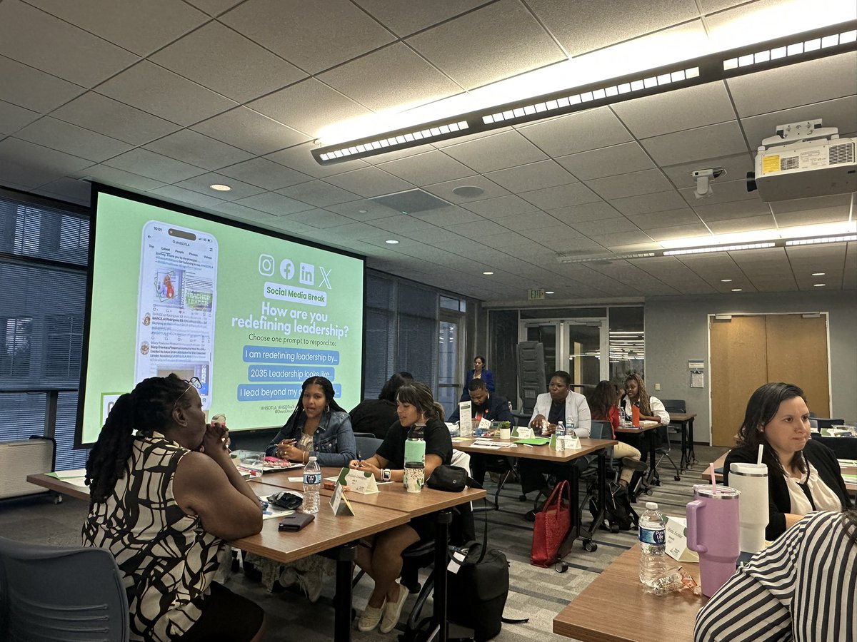 Honored to stand alongside incredible Spartan teacher leaders at the #HISDTLA initial meeting! I lead beyond the classroom by #embracingchange, #communicatingeffectively, and stepping out in #courage. <a href="/scarboroughHTX/">Scarborough High School World Language Magnet HISD</a> @HISDNorthDiv <a href="/12Montelongo/">Alvaro Montelongo</a>