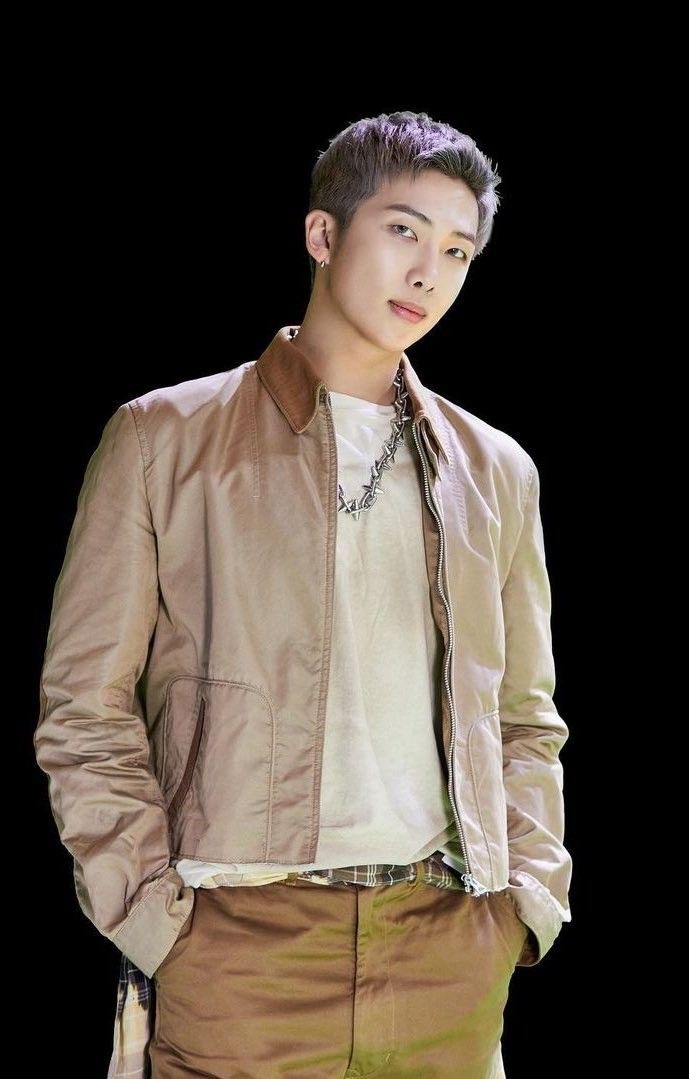 hourlyhyungline's tweet photo. rm of the day https://t.co/6lxopp2MRQ